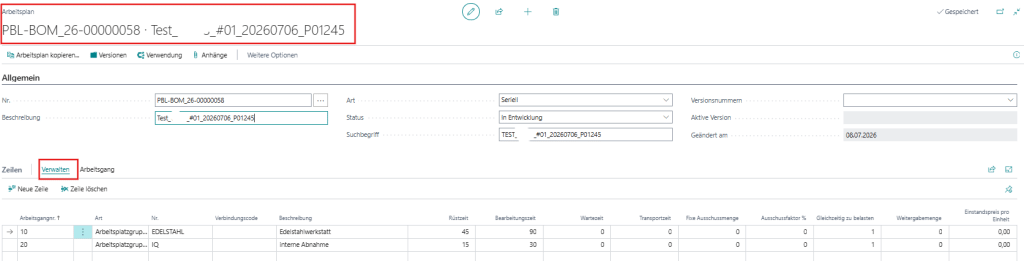 Screenshot der smartPROJECT productionapp: Die Detailansicht des projektbezogenen 'Arbeitsplans' in Business Central zeigt die rot markierten Optionen für die Bearbeitung und Zuweisung von Ersatzarbeitsplätzen zur flexiblen Bewältigung von Engpässen.